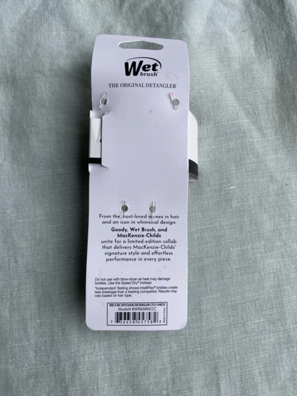 NWT Wet Brush x MacKenzie-Childs Courtly Check keychain detangler hair brush